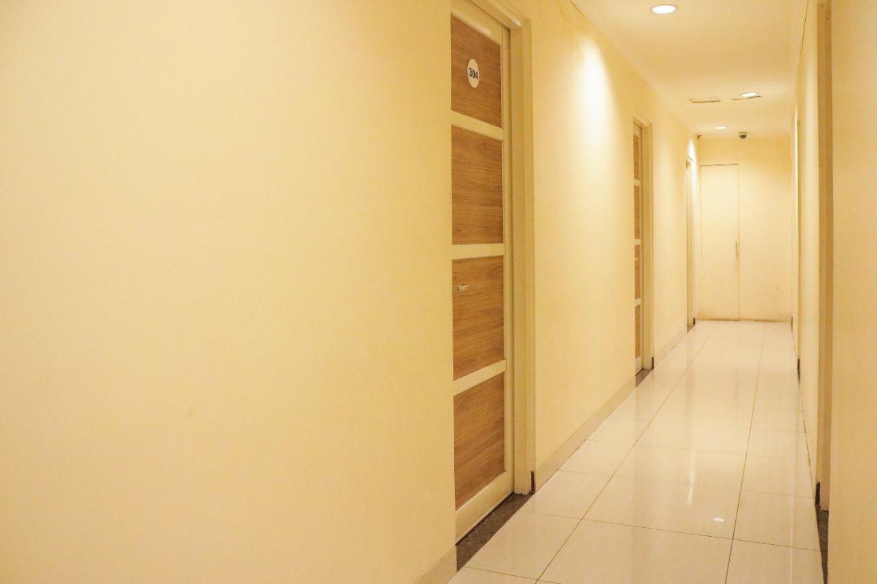 Oyo 984 Maleo Guest House Ambon Exterior photo